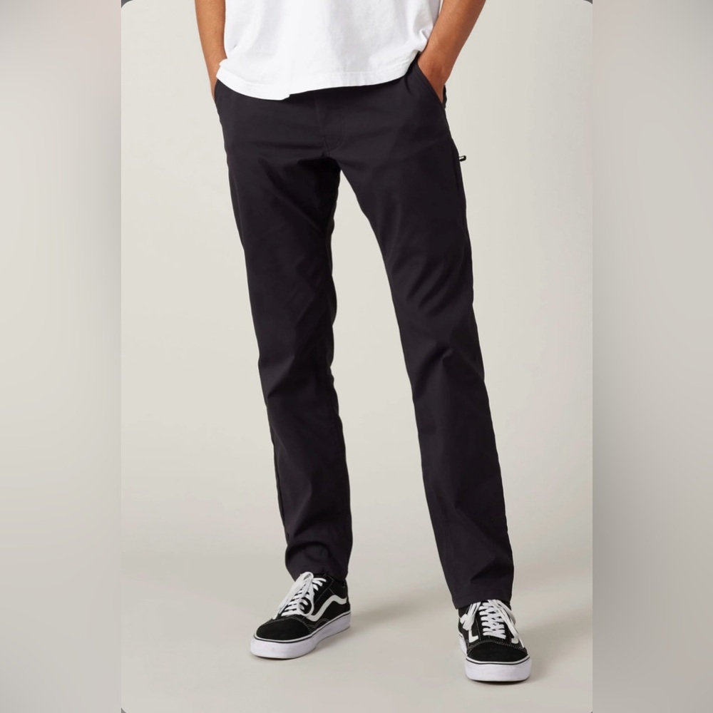 EVERYWHERE Men's Slim Fit Black Pants